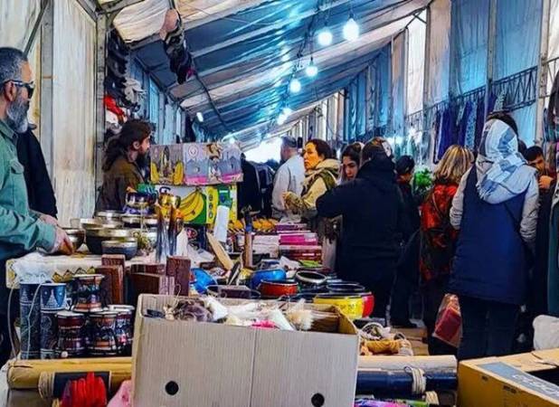 توقیف غرفه‌های بازار نوستالژیک تهران/ ادعای یک مدیر: موضوع بی‌حجابی است