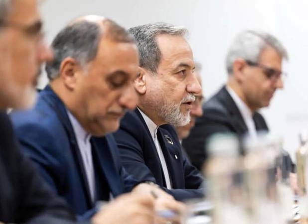 برگزاری دور اولیه مذاکرات ایران و آمریکا در روز جمعه