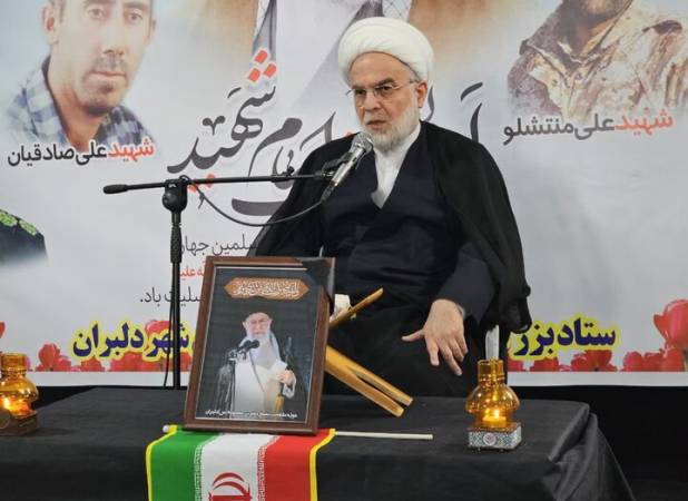 پورذهبی: شهدای جنگ رمضان و رهبر شهید نماد ایمان، ایثار و مقاومت هستند