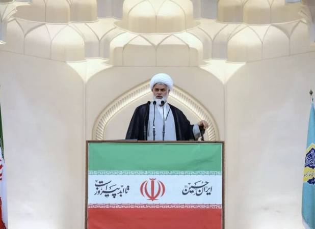 تبعیت از رهبری رمز عبور از بحران‌ها است