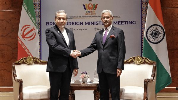 عراقچی با همتای هندی دیدار و گفتگو کرد+عکس
