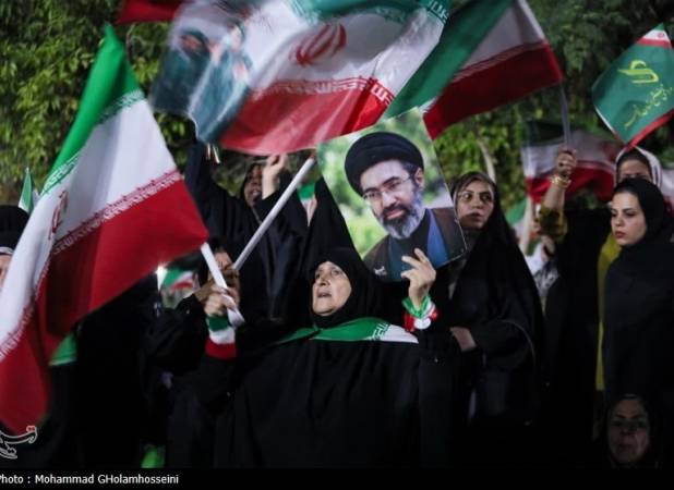 واکاوی علمی حضور حماسی بانوان در تجمعات ماه‌های اخیر