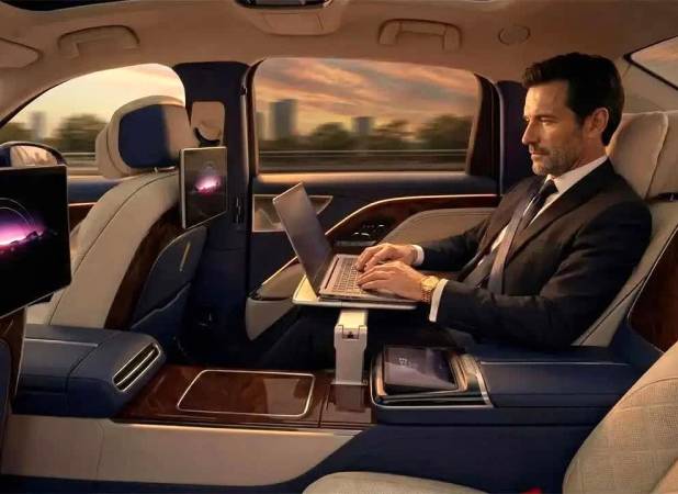  قیمت این خودرو با رولزرویس برابری می کند