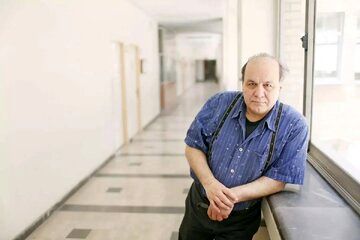 هشدار ناصر فکوهی درباره بسته شدن کافه ها/  تنگ‌تر کردن فضاهای عمومی می تواند تفریح‌ها را به فضاهای بسته، غیررسمی و پرخطرتر منتقل کند