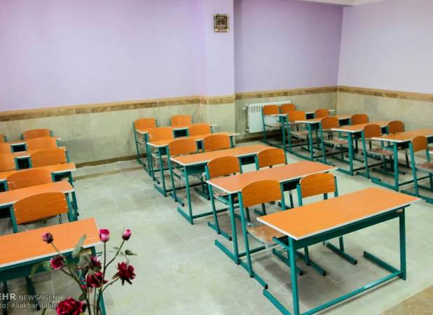 واکنش یک نماینده به نگرانی خانواده‌ها درباره احتمال شروع دوباره جنگ/ مدارس و دانشگاه‌ها مجازی می‌شوند؟