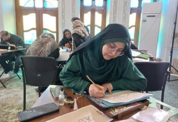 هنرمند به عنوان حافظه ساز اجتماعی باید در بحران حضور پررنگ داشته باشد