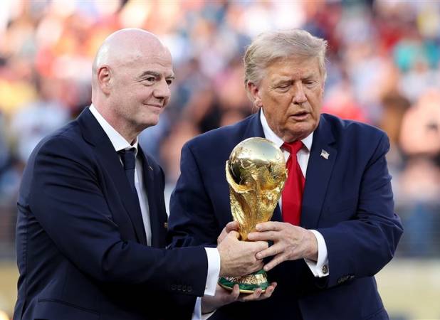 خودداری IOC از تحقیق در مورد اینفانتینو