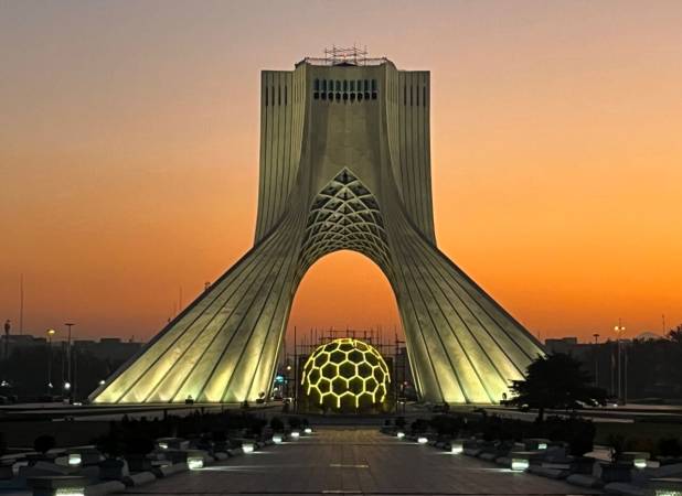 توضیح چمران درباره تغییر نام میدان آزادی