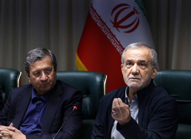 پزشکیان: بنای ما تفاهم و حل مسائل از طریق تعامل و مذاکره است/ محکم در مقابل فشارهای اقتصادی می‌ایستیم