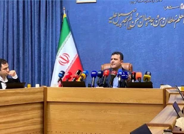 معاون علمی رئیس‌جمهور: باید منتظر سقوط رتبه علمی ایران در سطح جهانی باشیم