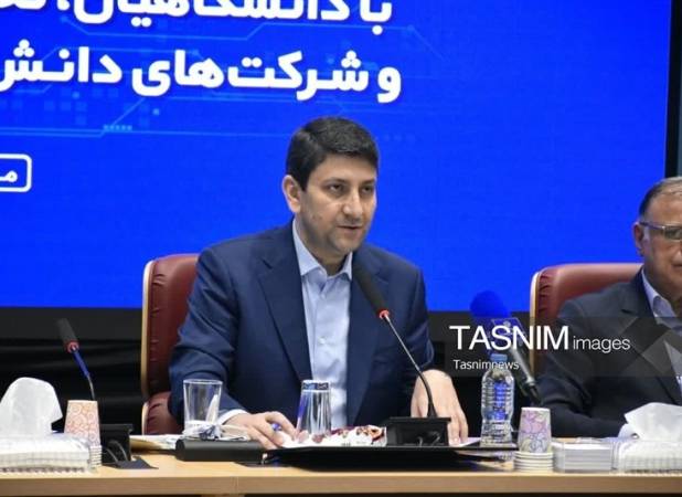 وزیر ارتباطات: محدودیت اینترنت آسیب جدی به کسب‌وکارها وارد کرد