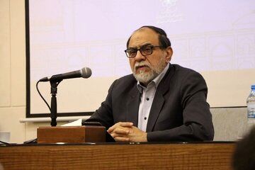 ماجرای نامه رهبر شهید به مجلس خبرگان درباره همسرشان به روایت رحیم پور ازغدی