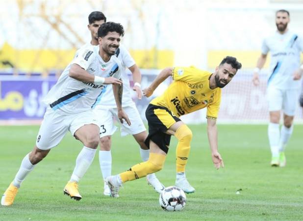 هافبک ملوان شاگرد نویدکیا شد