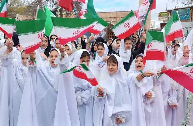 اجتماع بزرگ دختران ایراندخت شهرستان نمین