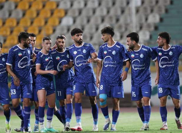 فریبا: اسکلت استقلال حفظ شده؛ بازیکنان جوان از فرصت استفاده کنند