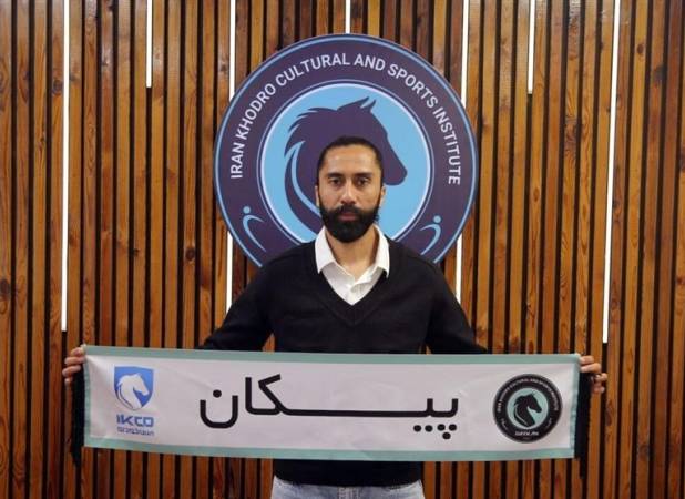 باقری: الهامی مثل خیلی‌ها دوست ندارد با سیاست رفتار کند