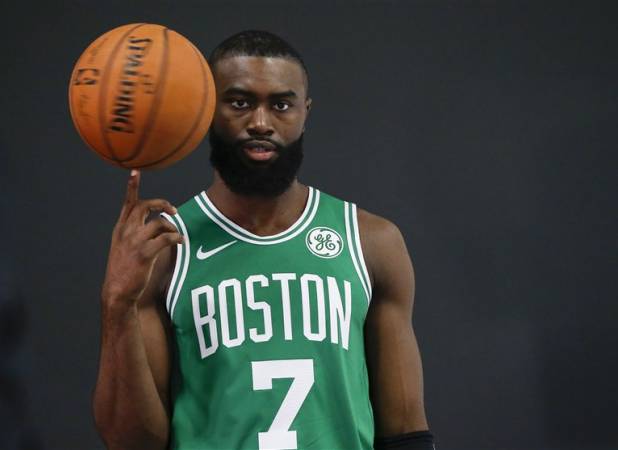 ستاره‌های NBA و NFL پسرعمو از آب درآمدند!