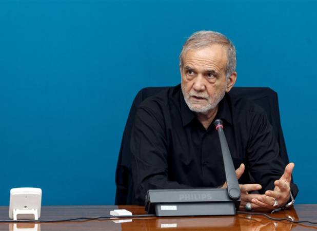 پزشکیان: در دفاع از امنیت و تمامیت ارضی هیچ‌گونه مماشاتی نداریم
