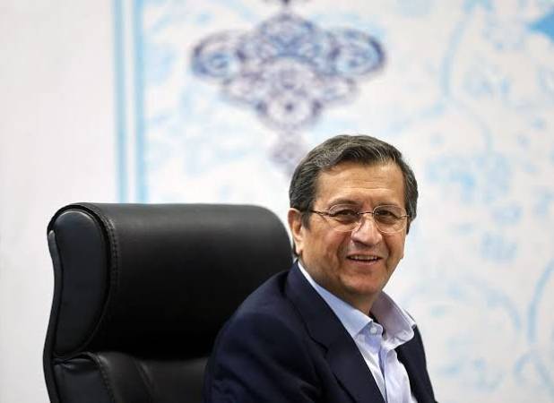 همتی: ایران به زودی عضو بانک بریکس می‌شود