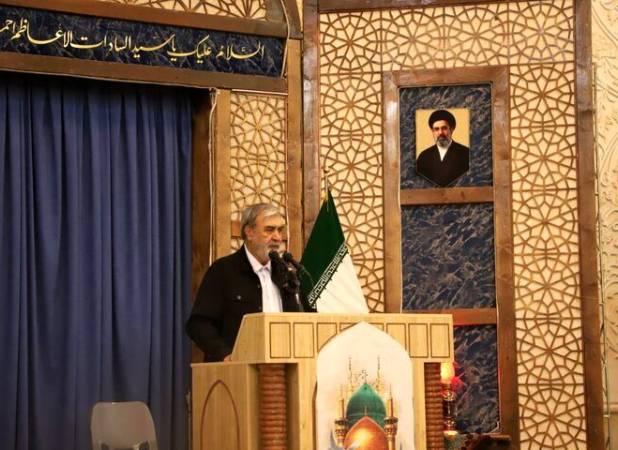 پیام هشدارآمیز رئیس کمیسیون امنیت ملی به آمریکا: گریبانتان را تا شکست نهایی خواهیم گرفت/ در فرار خود از منطقه غرب آسیا تسریع کنید