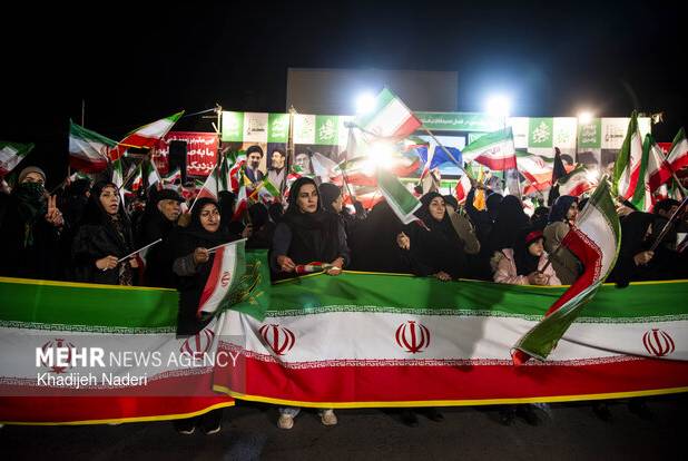 میدان داری اصفهانی‌ها در چهار راه آل محمد