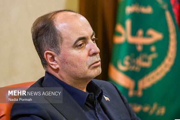 تولیدکننده از آینده خود اطمینان نداشته باشد، امنیت غذایی آسیب می‌بیند