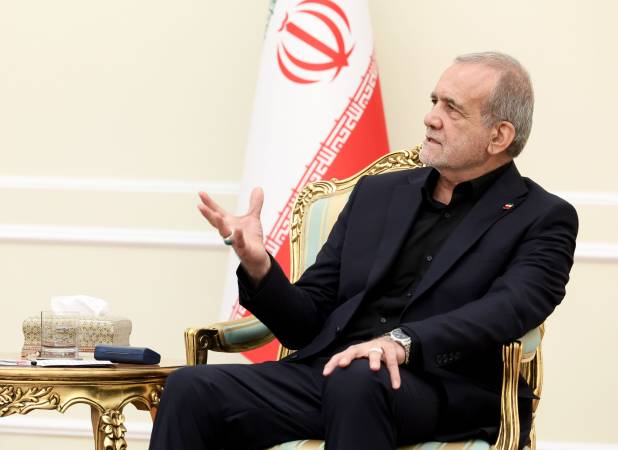 پزشکیان: با امر و نهی نمی‌شود جامعه را اداره کرد