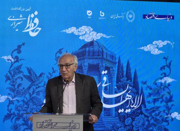 خاطرات هنرمند پیشکسوت از حافظ خوانی در دروازه شمیران | ببنفشه‌خواه: تکرار زاییده فقر است | فقر فقط مادی نیست، فقر معنوی هم هست