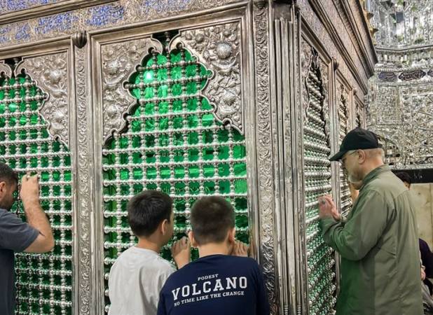 حضور قالیباف در حرم مطهر حضرت عبدالعظیم حسنی (ع)