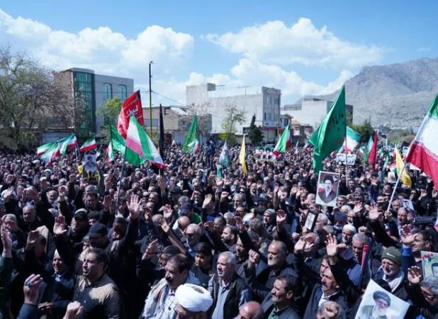 چهل روزی که مثل چهل سال گذشت؛ «گِل‌مالی» و «چمری» در سوگ قائد شهید