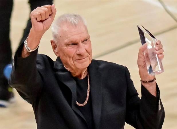دومین مربی پرافتخار تاریخ NBA درگذشت
