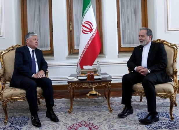 دیدار دیپلمات ارشد ازبکستان با عراقچی