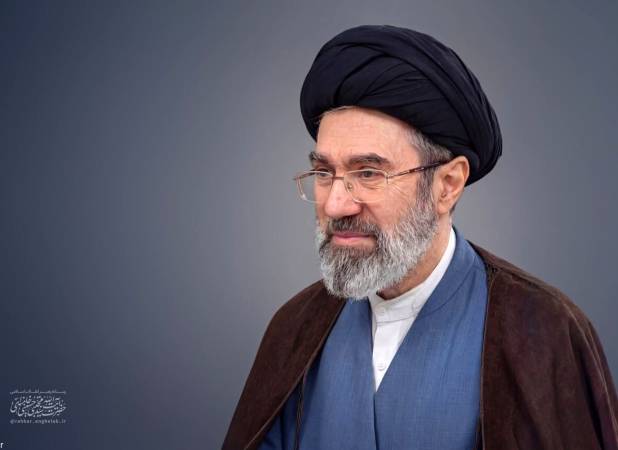 رهبر انقلاب اسلامی: هر کار تفرقه‌انگیزی از هر فردی با هر جایگاهی در جهت مقصود دشمن است | چشم‌انداز غلبه نهایی حق بر باطل بیش از هر زمان دیگر نزدیک شده است
