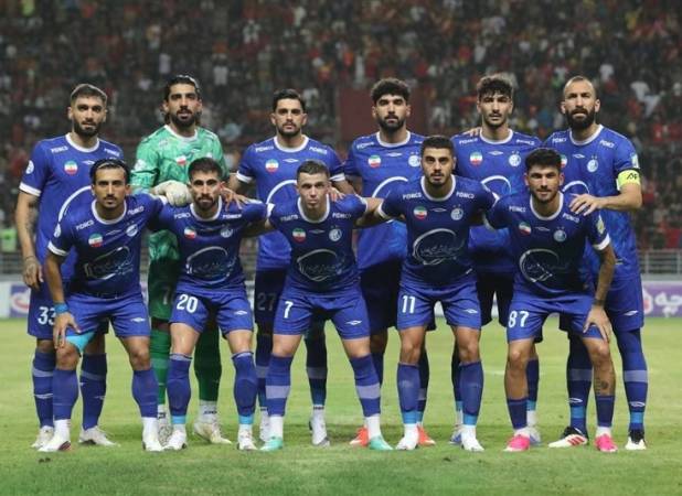 اسکان استقلال در هتل یک روز قبل از دربی