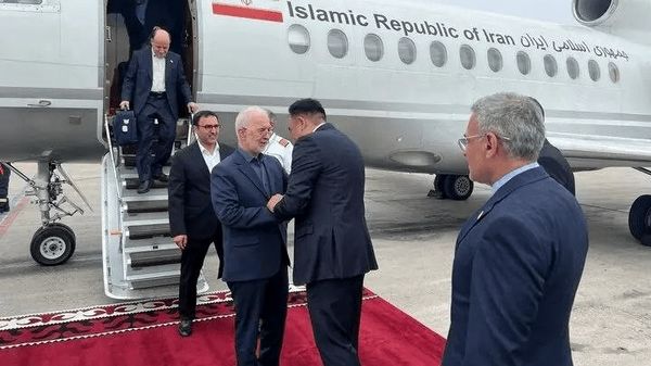  اسکندر مومنی به قرقیزستان سفر کرد