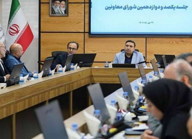 عصارزاده: بانک‌ها در خط مقدم جنگ اقتصادی و پشتیبان تولید هستند