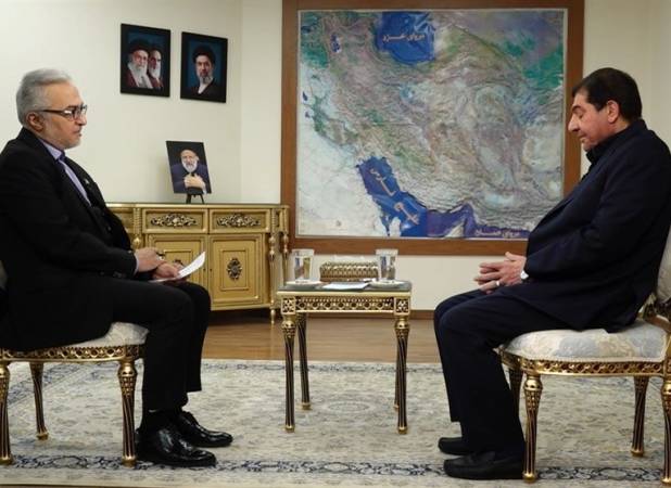 مخبر: تنگه هرمز جزو سرزمین ماست و آمریکا از جای دیگری آمده است