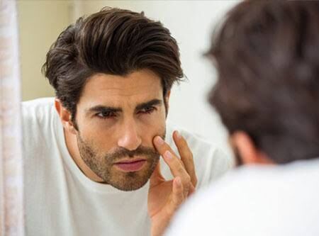 کندن موی این قسمت از بدن خطرناک است/ چه زمانی باید به پزشک مراجعه کرد؟