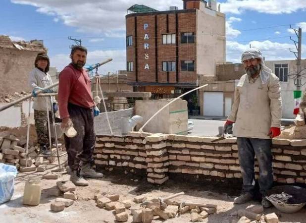تداوم خدمت‌رسانی جهادی به مناطق آسیب‌دیده قم به همت مهاجرین+ تصاویر