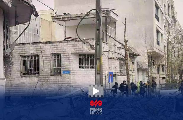 زخم جنگ؛ واکنش تکان‌دهنده مردم در مناطق مسکونی آسیب دیده از حمله دشمن