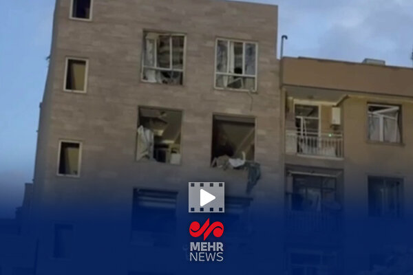 حمله بامدادی دشمن به مناطق مسکونی در شرق تهران