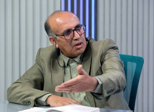 هشدار صریح درباره سیاست‌های پوپولیستی و وام‌های تکلیفی | پازوکی: تورم، محصول بی‌انضباطی پولی و مالی است | نه تثبیت دستوری، نه شوک‌درمانی