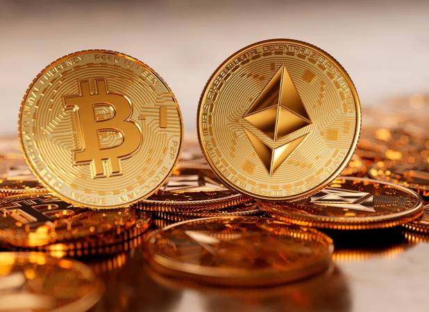 قیمت بیت‌کوین و اتریوم امروز شنبه ۱۷ مرداد ۱۴۰۵/ افزایش قیمت بیت‌کوین