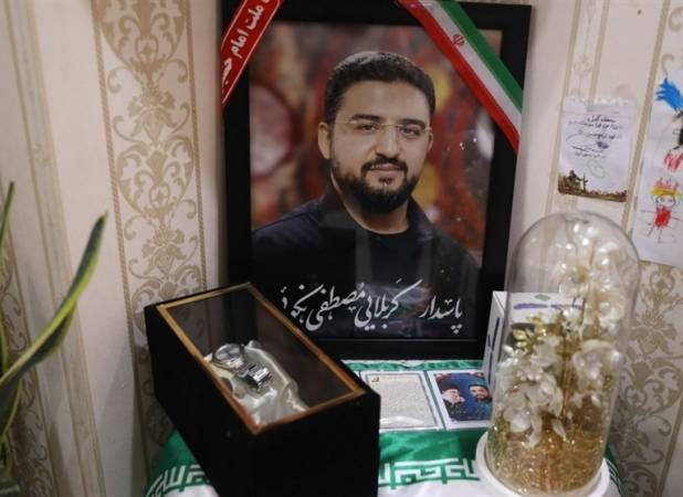 دیدار اعضای دفتر حفظ آثار قائد امت با خانواده شهید نکوئی