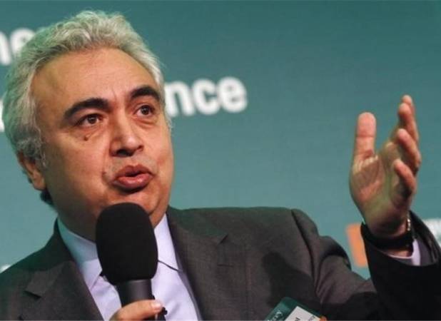 تداوم انسداد تنگه هرمز امنیت انرژی جهان را تهدید می‌کند