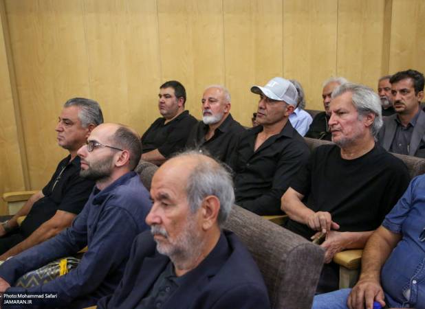 عکس جدید فردوسی پور، عابدزاده و پرویز پرستویی در مراسم یادبود «اکبر عبدی»