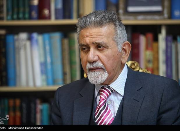 تنگه هرمز جزو آبهای سرزمینی ایران است و شامل عبور آزاد ترانزیتی نمیشود
