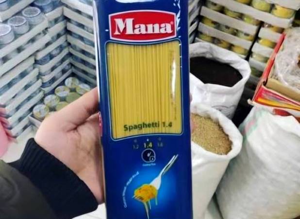 از انبار فروشگاه‌ها تا کابینت خانه؛ نکته‌های پنهان نگهداری سالم ماکارونی