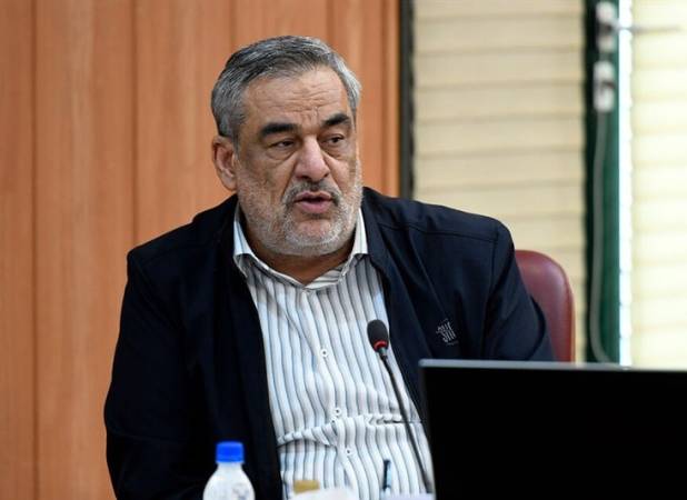 تکذیب قرارداد فروش نفت به یک شخص خاص با مجوز وزیر نفت