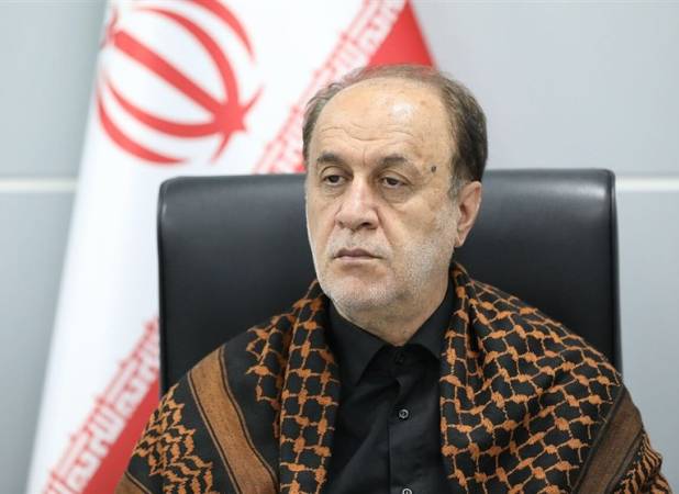حاجی‌بابایی: مجلس از خواسته ملت و رهبری درباره تنگه هرمز عقب نمی‌نشیند